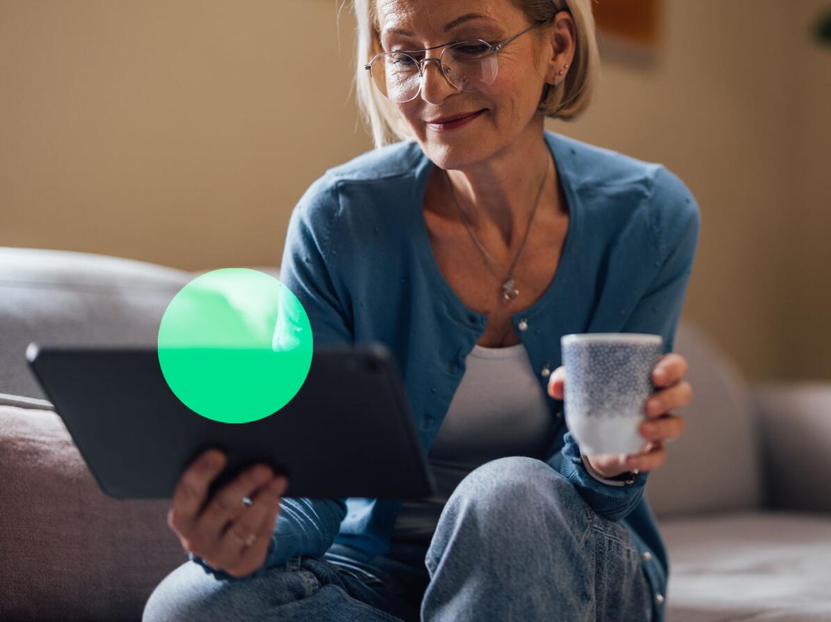 Tablet disse mærker mener ejerne er bedst - kvinde med tablet