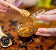 Honning i kaffen sundt eller usundt