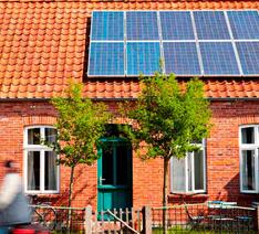 solceller på et hustag