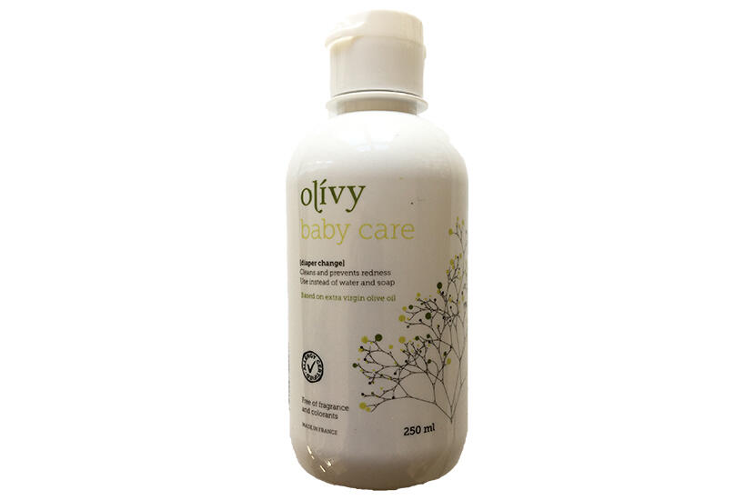 Baby care diaper change Olivy