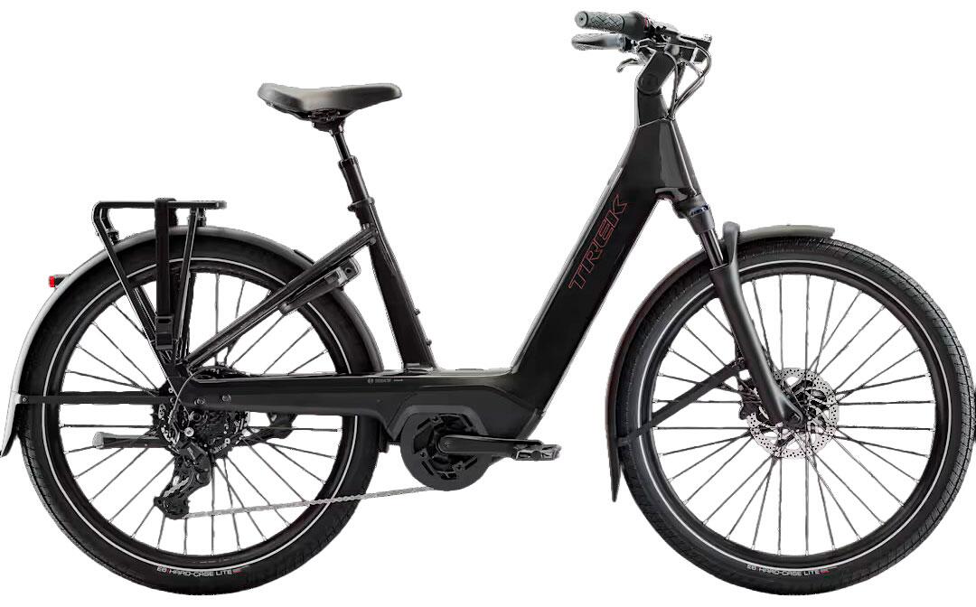 Charter+ 4 R9 800Wh Trek