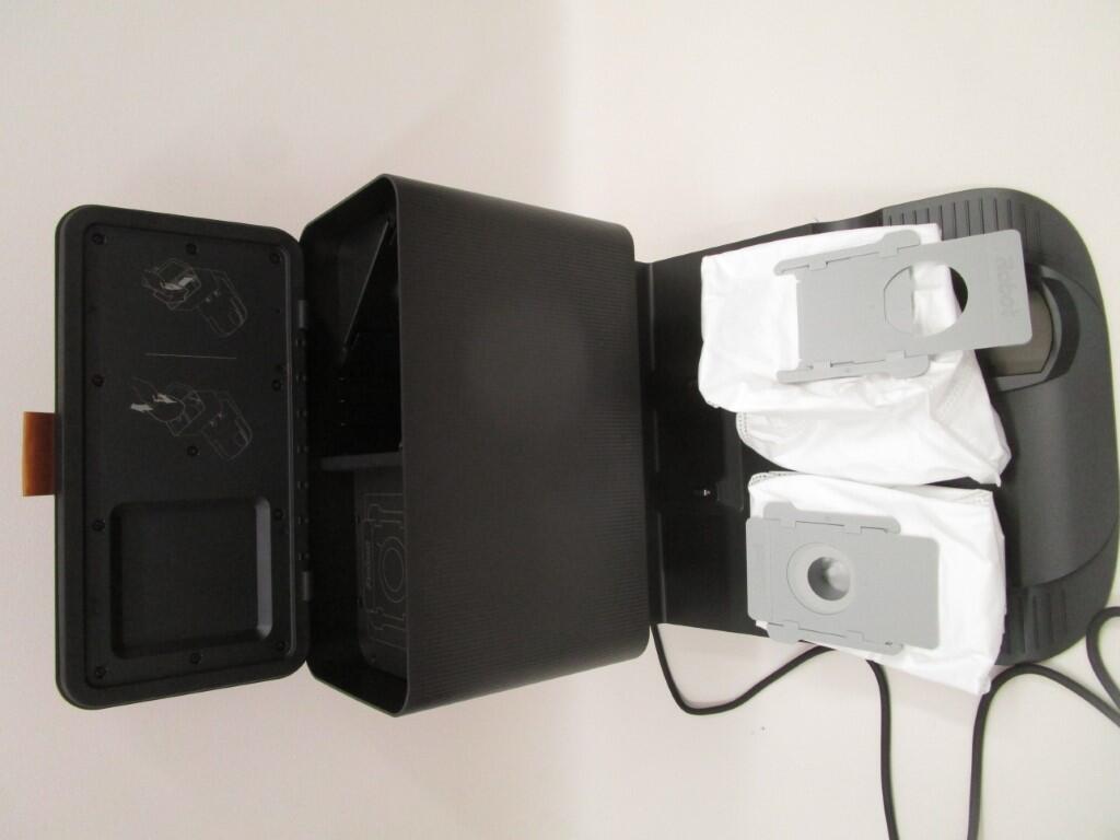Roomba I1+ I1556 40 iRobot