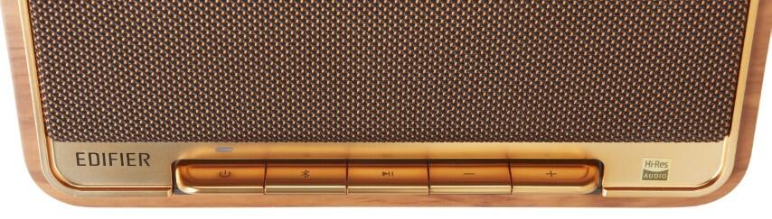 D32 Edifier