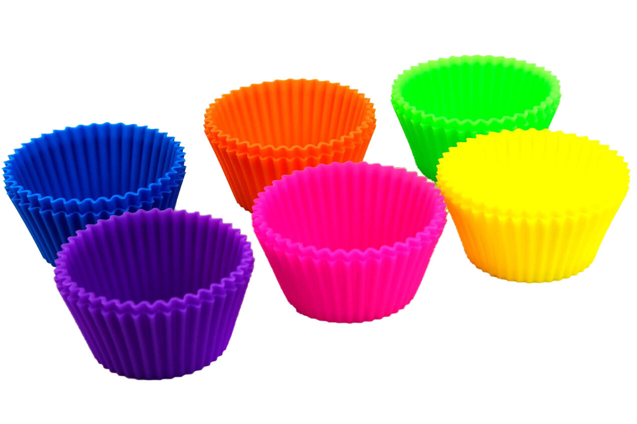 Reusable Silicone Baking Cups, Muffins, Pack of 12, Multicolor Amazon Basic