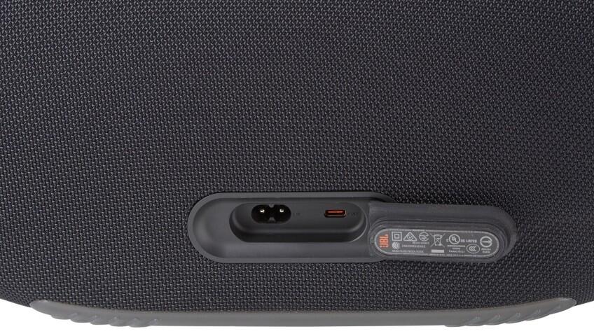 Boombox 4 JBL