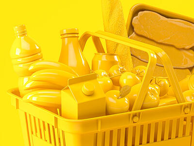 madvarer, der er lavet af gul plastik, i indkøbskurv. 